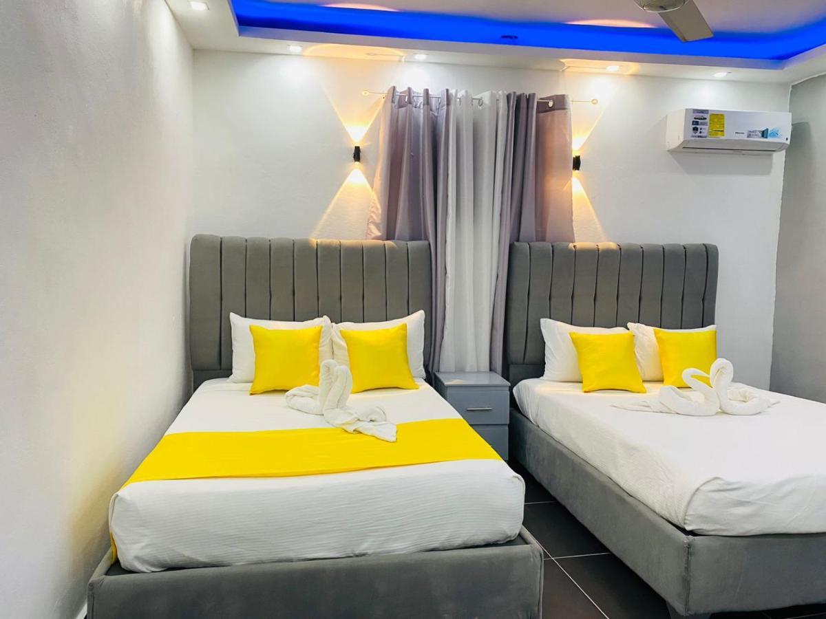 פוארטו פלטה Hotel Reloj מראה חיצוני תמונה
