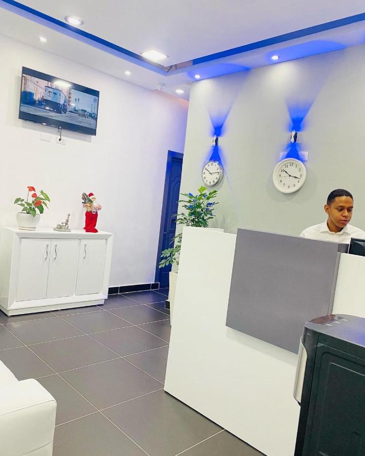 פוארטו פלטה Hotel Reloj מראה חיצוני תמונה